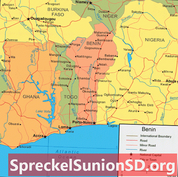 Benin karta i satelitska slika