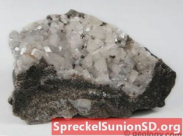 Dolomit Mineral | Anvendelser og egenskaber