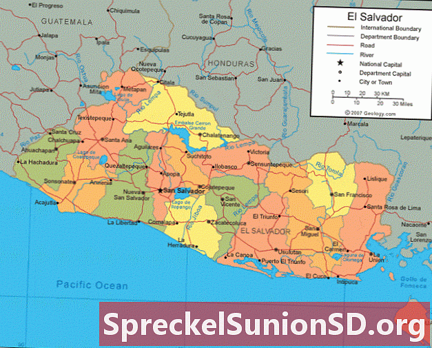 El Salvador karta i satelitska slika