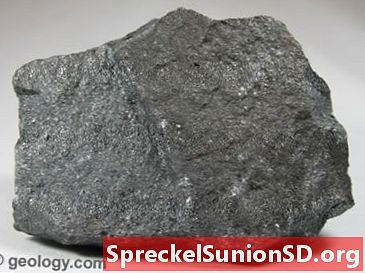 Magnétite et Lodestone | Photos, utilisations, propriétés minérales