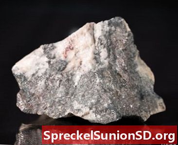 Molybdenite: sifat mineral, kegunaan, kejadian geologi