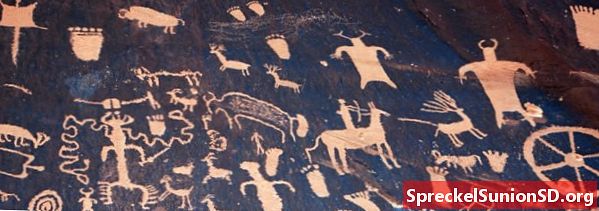 Petroglyphs ، الصور التوضيحية والفن الصخري