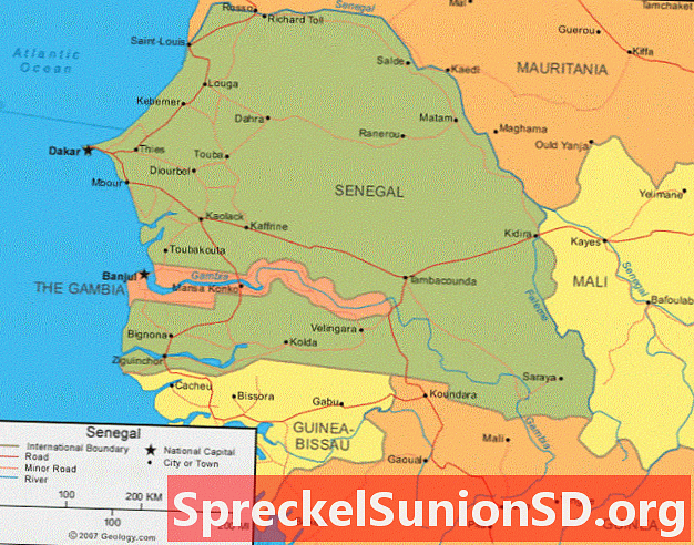 Карта Сенегала и спутниковое изображение