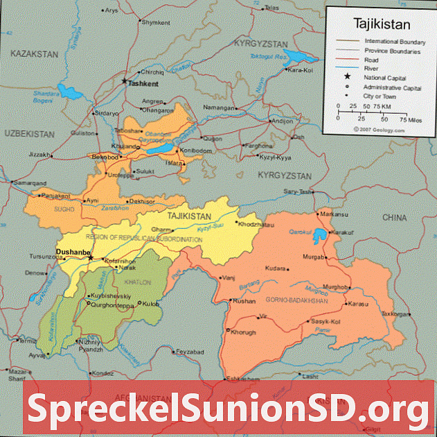 タジキスタンの地図と衛星画像